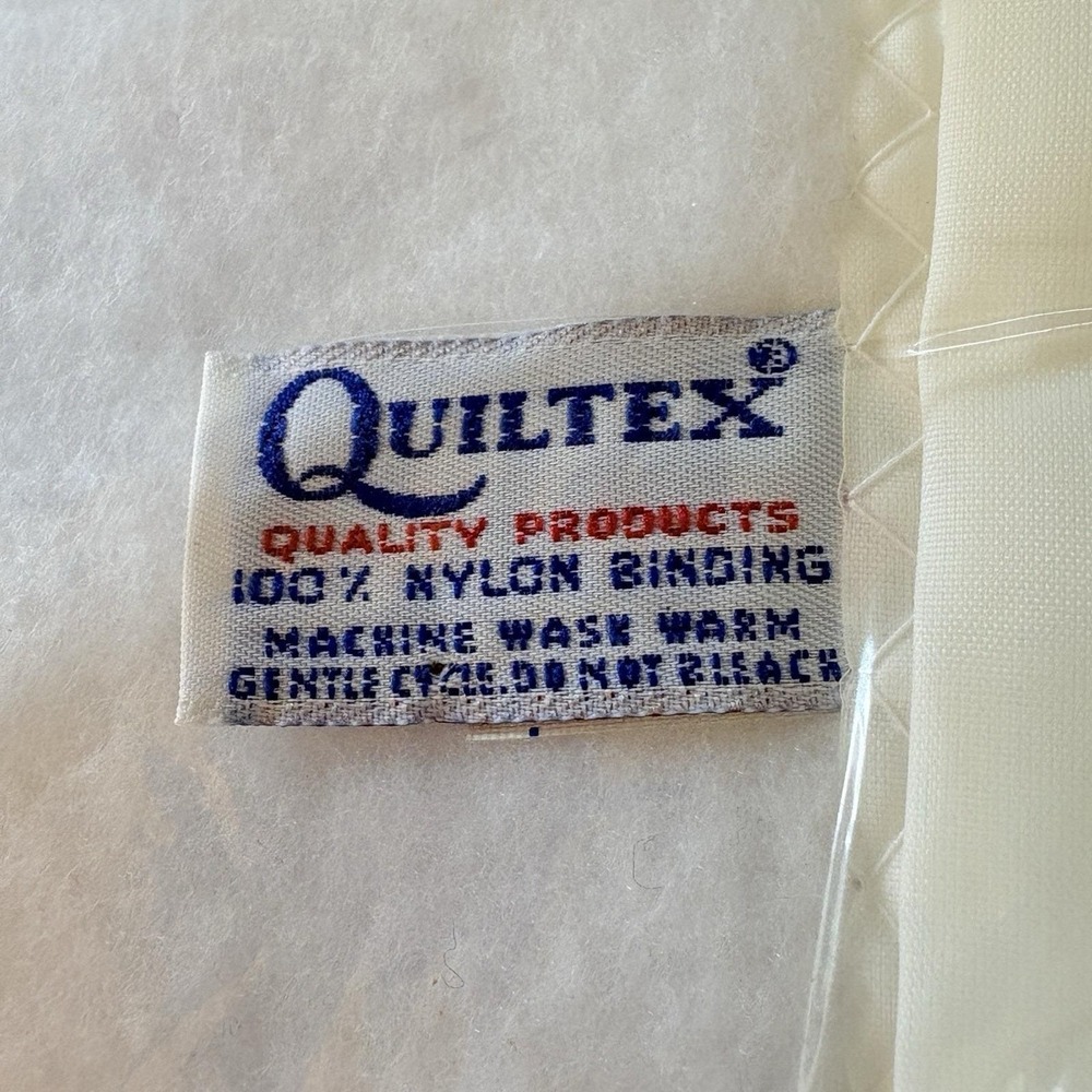 Vintage New Quiltex White Baby Blanket Polyester Nylon Edge Acrylic In Box #1004